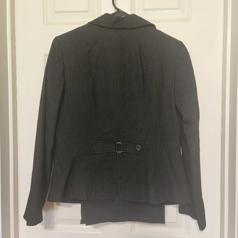 Gorgeous and Classy Ann Taylor The Loft Jean Material pant suit Sz 4top Sz 2pant - Picture 3 of 5